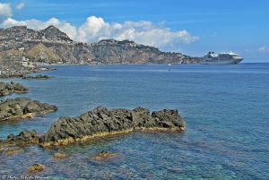 Da Catania: tour del Loto Bianco Taormina, Castelmola e Naxos