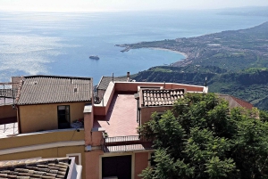 Da Catania: tour del Loto Bianco Taormina, Castelmola e Naxos