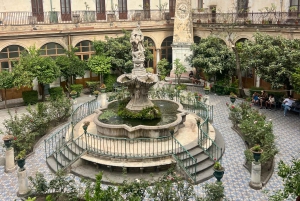 Z Cefalù: wycieczka piesza z przewodnikiem po Palermo z degustacją ulicznego jedzenia