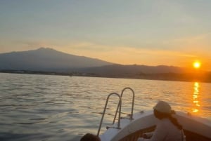 Vanuit Giardini Naxos: Isola Bella & Blauwe Grot Mini-cruise