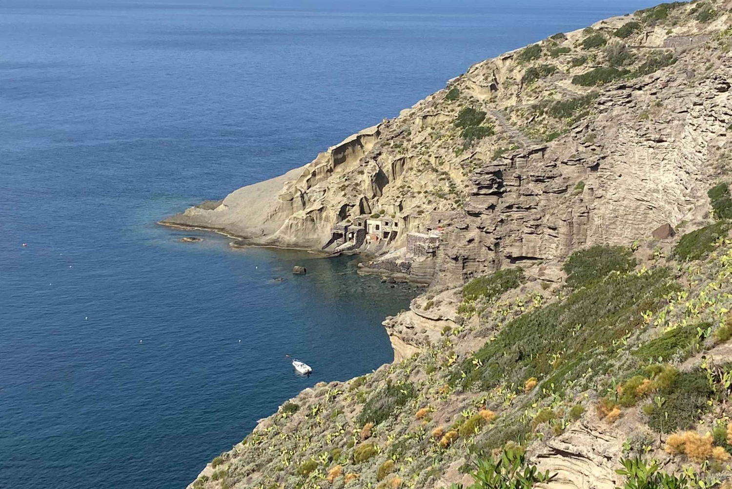 Из Липари: лодочный тур в Салину с остановками