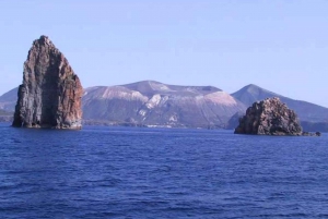 From Lipari: Boat Tour to Salina with Stops