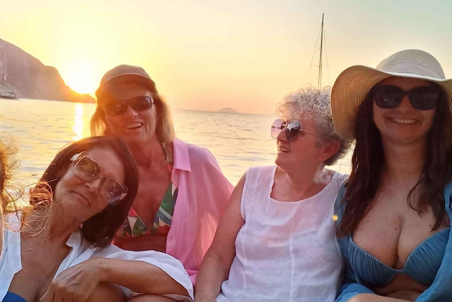 Из Липари: частная лодочная экскурсия с подводным плаванием среди вулканов, пузырьков и лавы