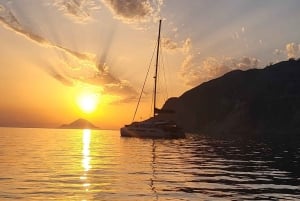 Из Липари: частная лодочная экскурсия с подводным плаванием среди вулканов, пузырьков и лавы