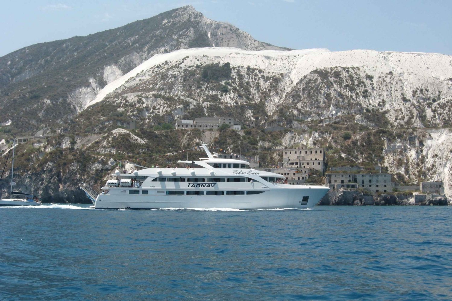 Da Milazzo: Vulcani attivi e Sciara del Fuoco (Stromboli)