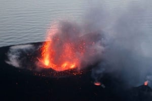 Vanuit Milazzo: Panarea en Stromboli boottocht bij nacht