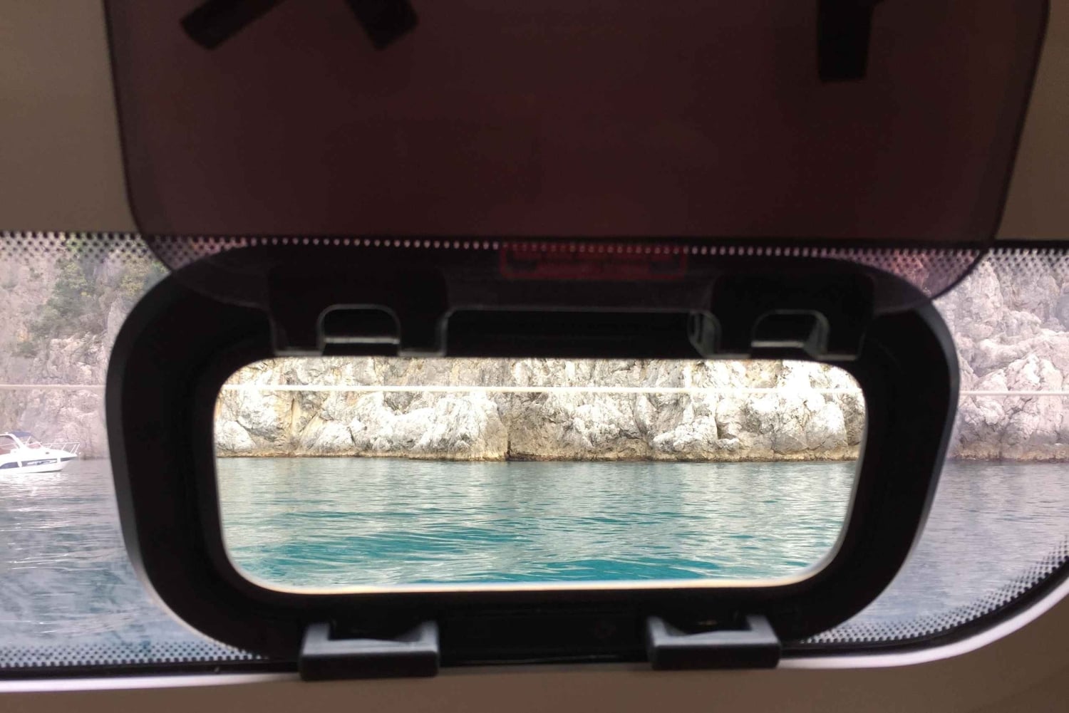 Desde Nápoles o Salerno: tour en velero de un día por el Cilento