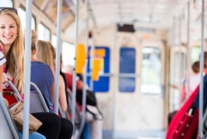 Von Palermo: Bustransfer zum/vom Stadtzentrum von Trapani