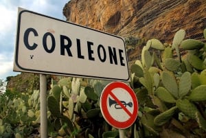 Från Palermo: Guidad maffiatur i Corleone och upphämtning på hotellet