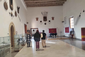 Из Палермо: Экскурсия по средневековым замкам в Какамо и Чефалу.