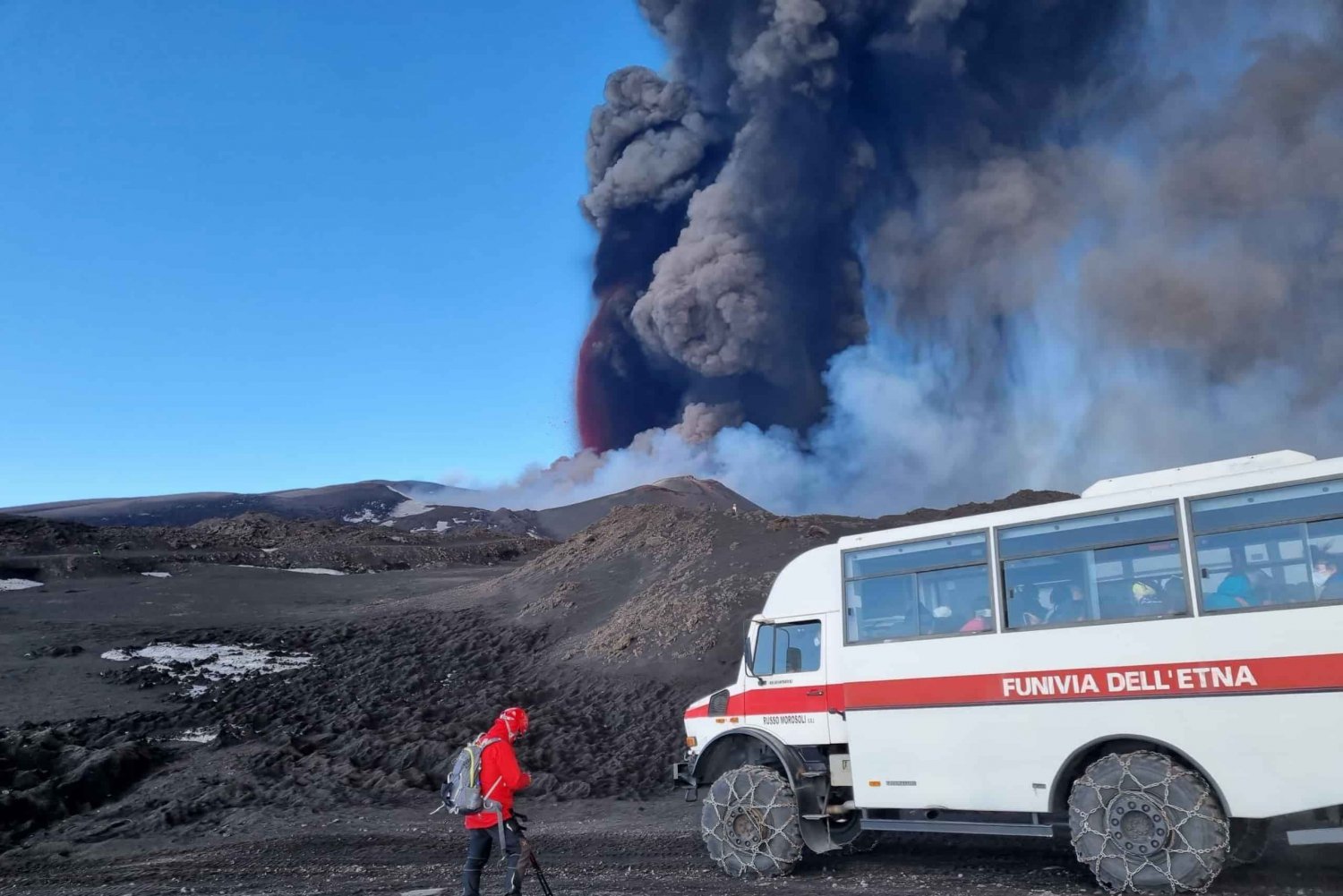From Sciacca: Etna with Cable Car Ride and Taormina Visit
