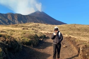 Da Siracusa: Tour dell'Etna - trekking, vino e cibo