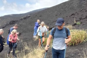 Da Siracusa: Tour dell'Etna - trekking, vino e cibo