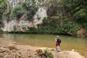From Siracusa: Pantalica Nature Reserve Guided Hiking Tour