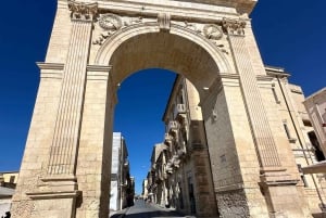 desde Siracusa: Noto, Marzamemi y Cata de vinos en Avola