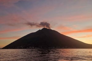 Desde Taormina: Excursión de un día a Panarea y Stromboli