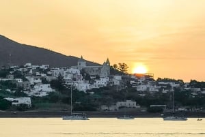 Au départ de Taormine : Excursion d'une journée à Panarea et Stromboli