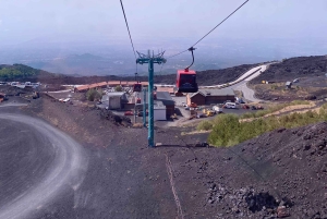 Da Taormina: Tour di un giorno dei crateri superiori dell'Etna