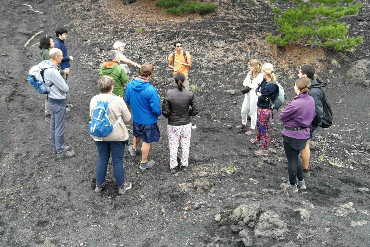 Taorminasta: Kokopäiväretki Etnaan, viiniin ja Alcantaran kanjoniin