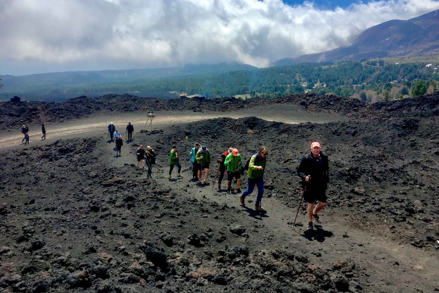 Au départ de Taormine : visite d'une jounée de l'Etna, du vin et des canyons d'Alcantara