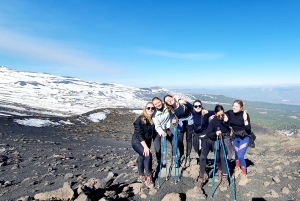 Da Taormina: Escursione Guidata all'Etna e alle Gole dell'Alcantara