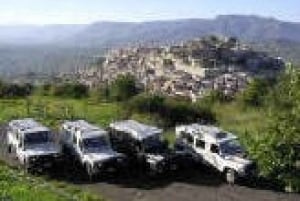 From Taormina: Private Mount Etna Jeep Tour with Lunch