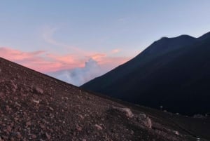 Von Taormina aus: Sonnenuntergangserlebnis am oberen Krater des Ätna