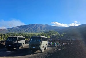 Från Taormina: Solnedgångsupplevelse på Etnas övre kratrar