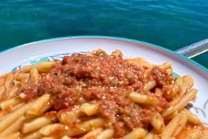 From Trapani: Egadi Islands Boat Tour to Favignana and Levanzo with Lunch