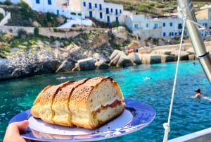 Från Trapani: Tur till Egadiöarna med gummibåt till Favignana och Levanzo med lunch