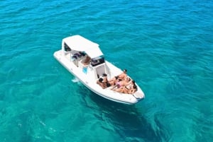 Från Trapani: Tur till Egadiöarna med gummibåt till Favignana och Levanzo med lunch