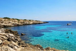 Från Trapani: Tur till Egadiöarna med gummibåt till Favignana och Levanzo med lunch