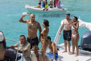 Från Trapani: Tur till Egadiöarna med gummibåt till Favignana och Levanzo med lunch