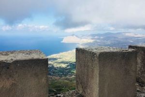 トラーパニ発：エリーチェ散策と特産品試食ツアー