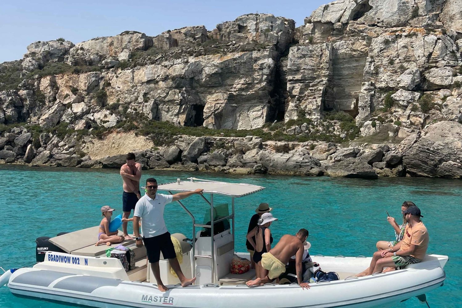 Från Trapani: Heldagstur till Favignana och Levanzo med lunch och aperitif
