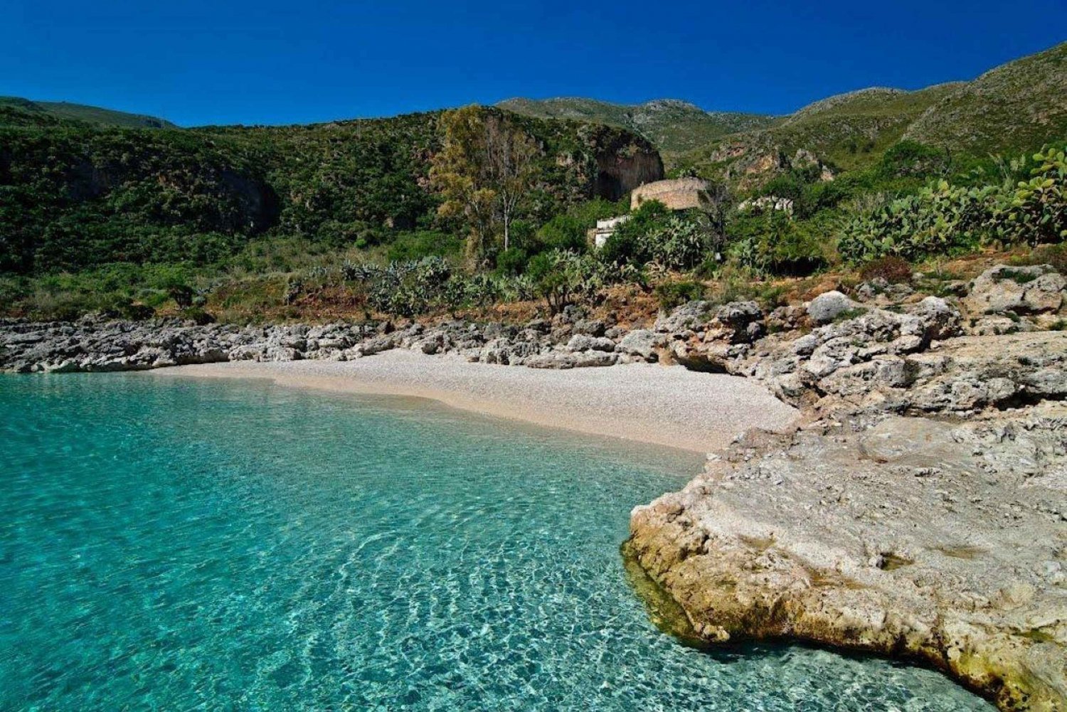 Trapanista: San Vito lo Capon, Zingaron luonnonsuojelualueen ja Scopellon kierros.
