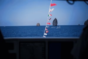Da Tropea: Isola di Panarea e Vulcano Stromboli di notte