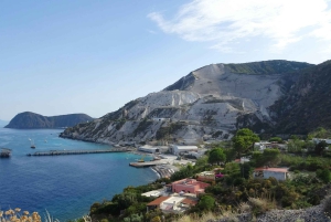 Tropeasta: Vulcano Lipari Sciara päivällä