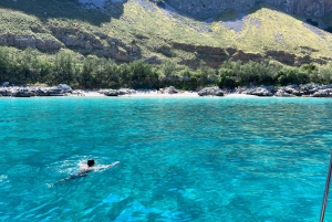 Visite d'une jounée en bateau à Palerme avec Palermo in Boat