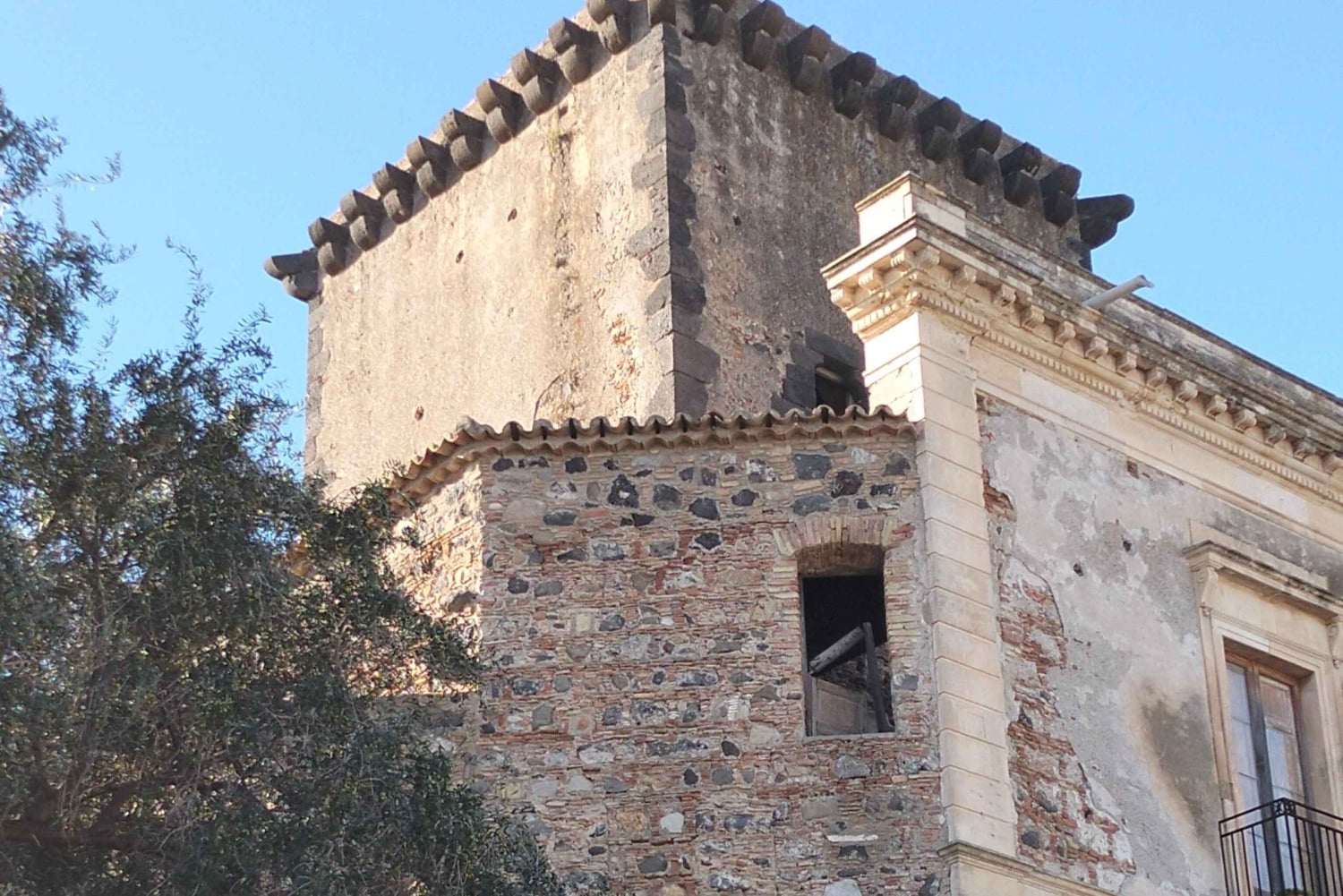 Giardini Naxos: Tour fra storia e leggende con guida esperta