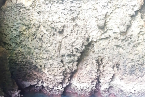 ジャルディーニ・ナクソス：イソラ・ベッラと洞窟クルーズ（アペリティフ付き）