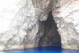 ジャルディーニ・ナクソス：イソラ・ベッラと洞窟クルーズ（アペリティフ付き）