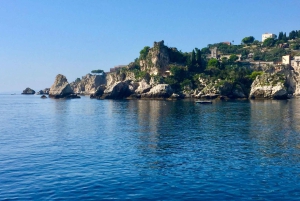 Giardini-Naxos: Sunset boat with aperitif and Dolphins