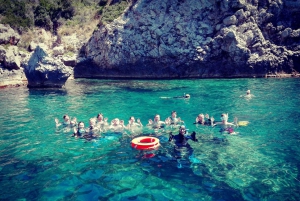 Giardini-Naxos: Sunset boat with aperitif and Dolphins