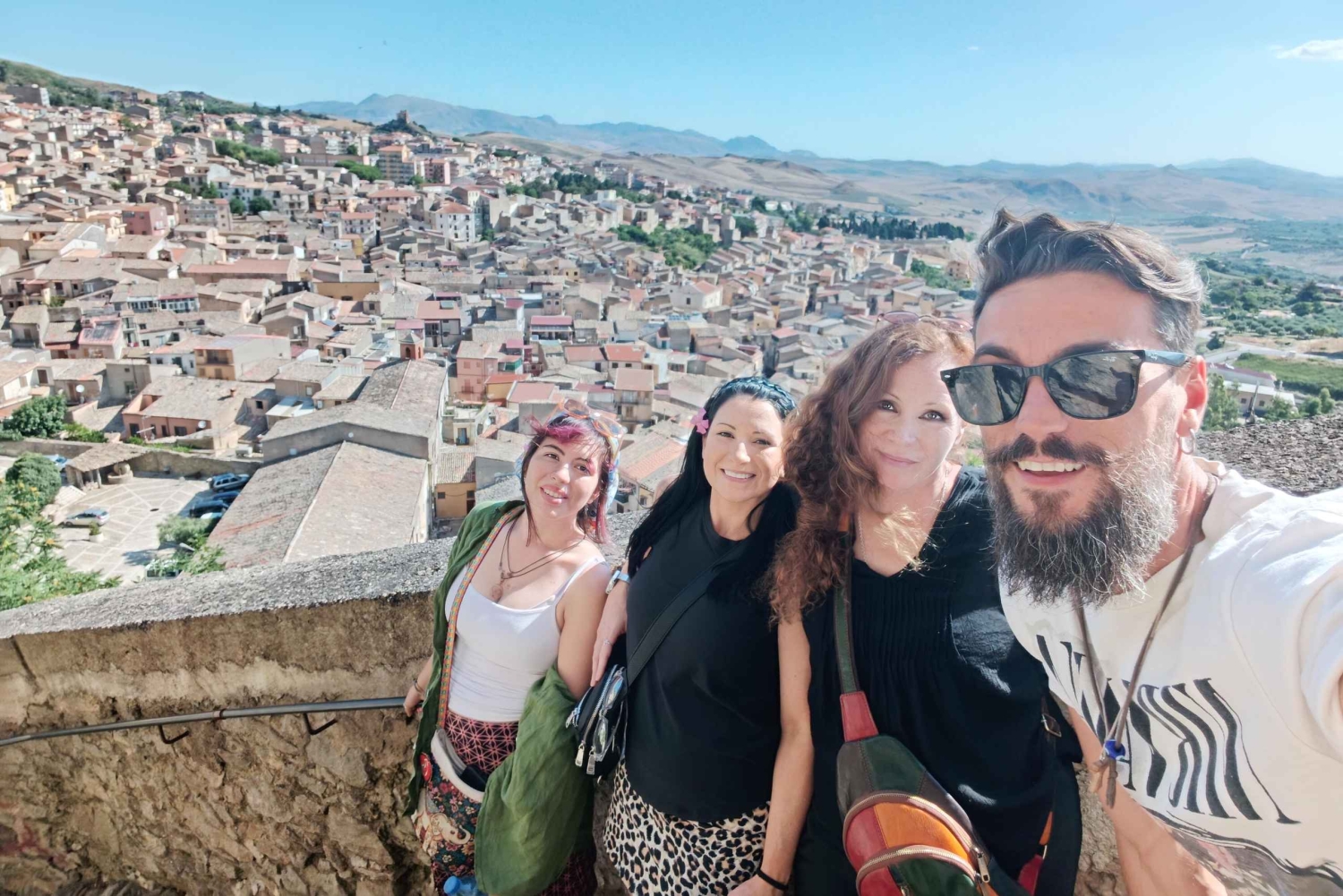 Passeio dos padrinhos em Corleone com o Leoluca