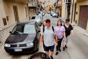 Passeio dos padrinhos em Corleone com o Leoluca