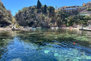 Croisière d'une demi-journée à Taormine avec plongée et apéritif