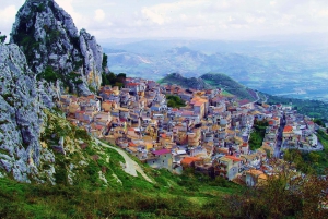 Horseback ride to Caltabellotta and brunch with a shepherd