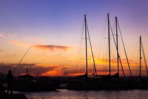 Island of Ortigia: Sunset Boat Tour with Aperitif
