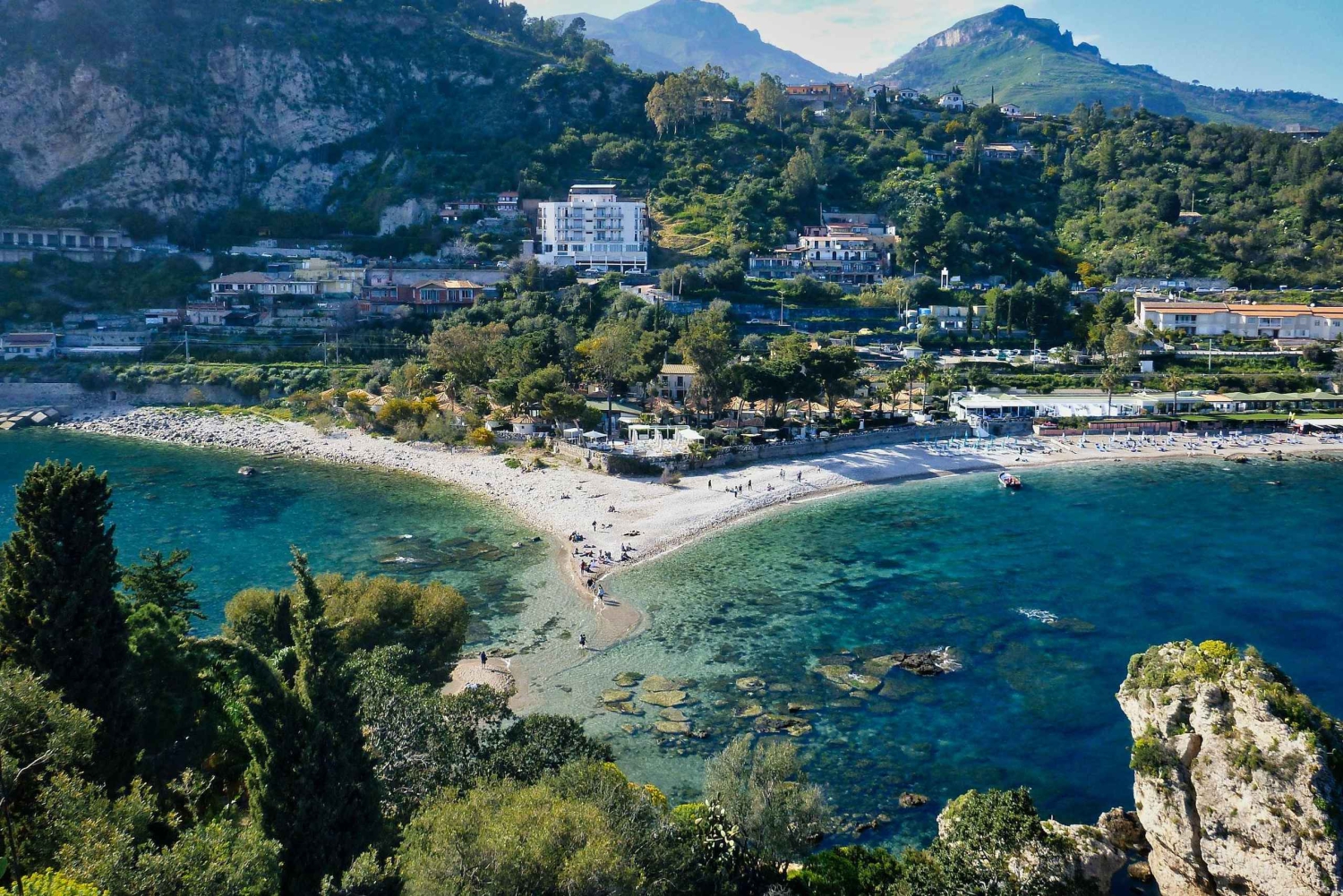 Isola Bella-Grotta Azzurra: tour in barca, snorkeling e aperitivo